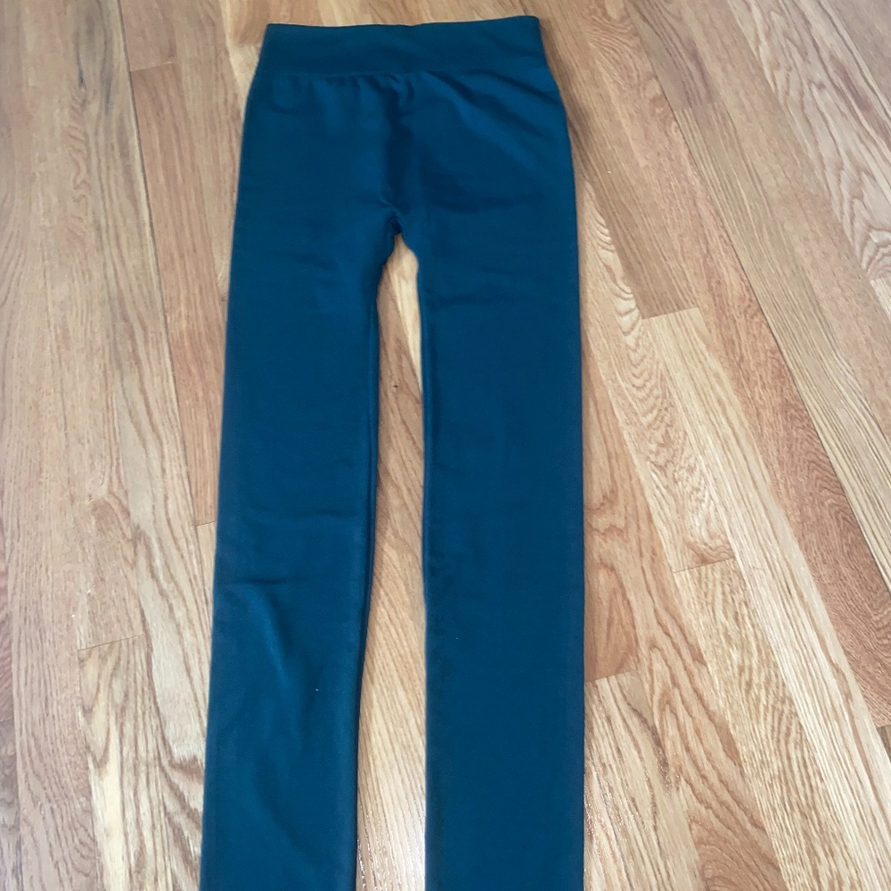 dark green leggings